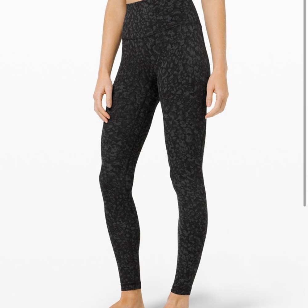 Lululemon High Rise Wunder Under Camo 28” Size 6
